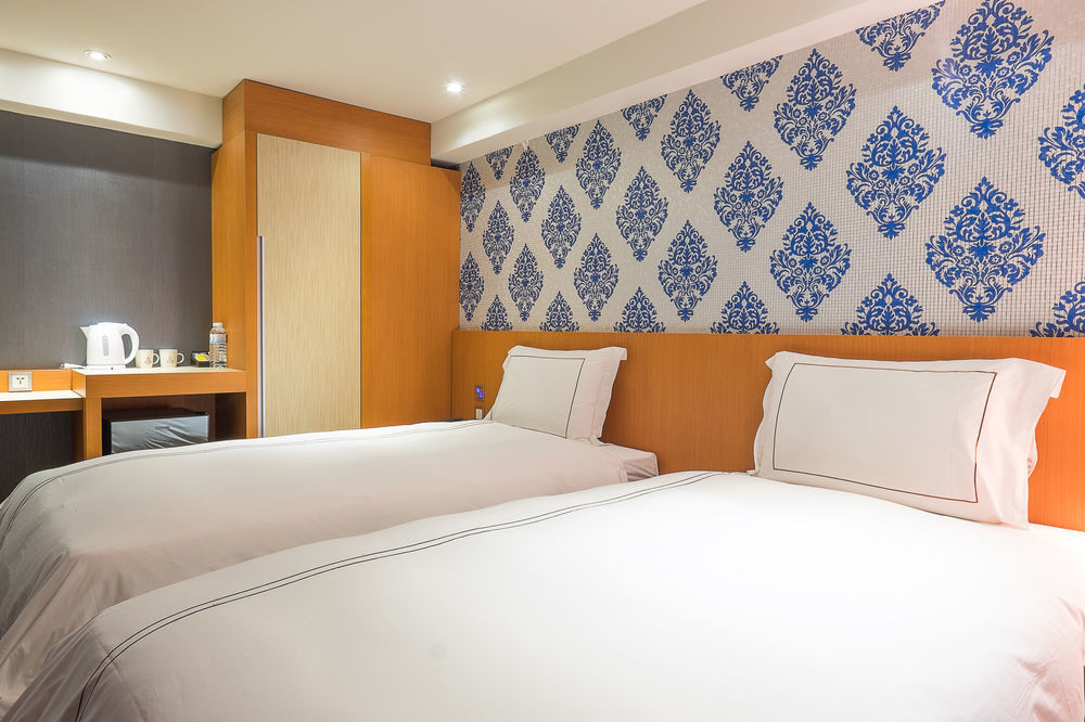 Talmud Hotel Yizhong Taichung Exterior photo